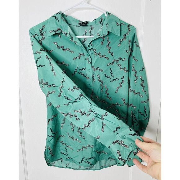Ann Taylor Womens XS Blouse 1/2 Button Down Roll Tab Sleeves Green Floral Leafs - Picture 3 of 8